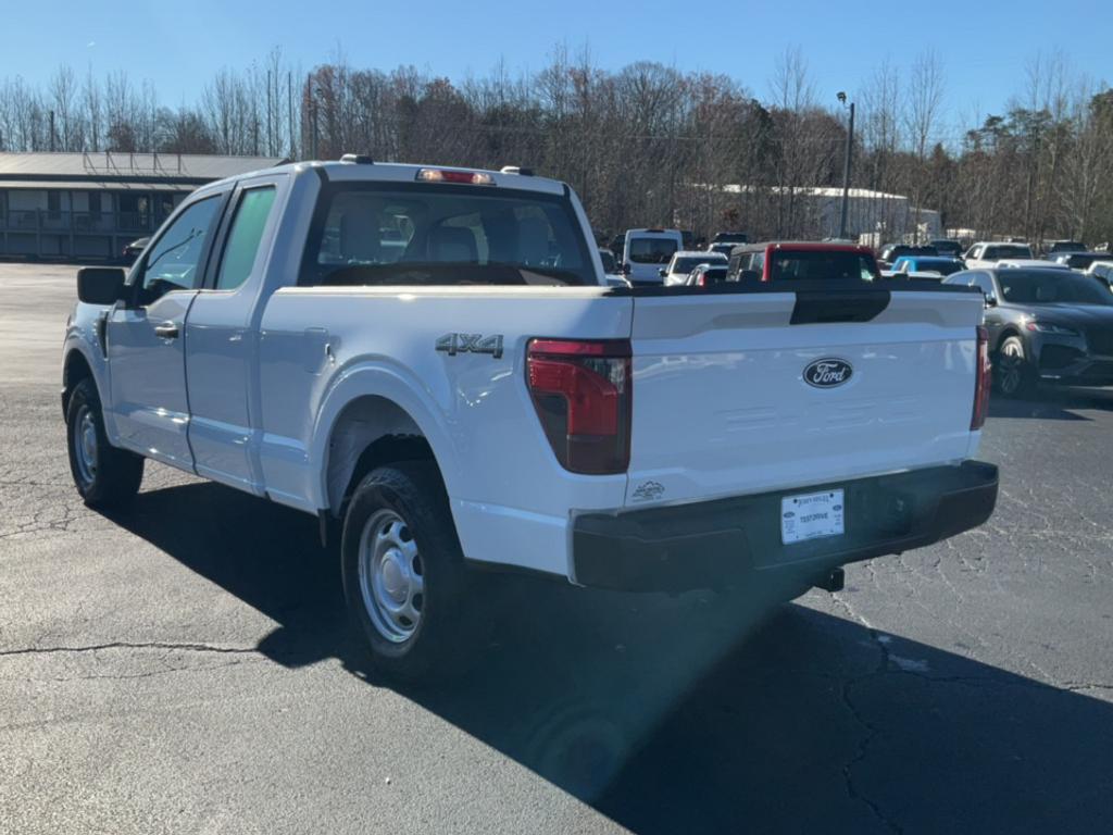 new 2024 Ford F-150 car, priced at $42,590