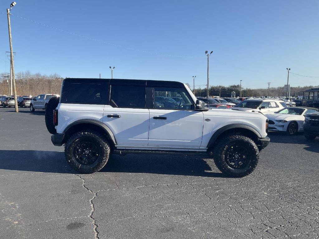 new 2024 Ford Bronco car, priced at $61,655