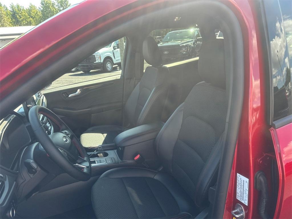 new 2025 Ford Escape car, priced at $24,350