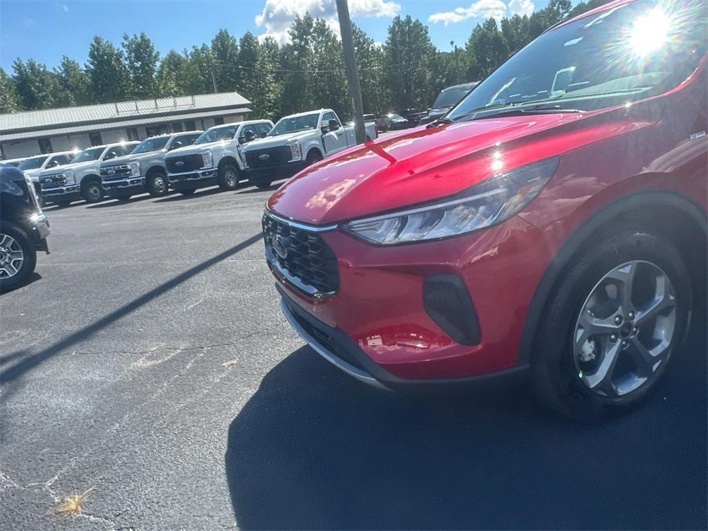 new 2025 Ford Escape car, priced at $24,350