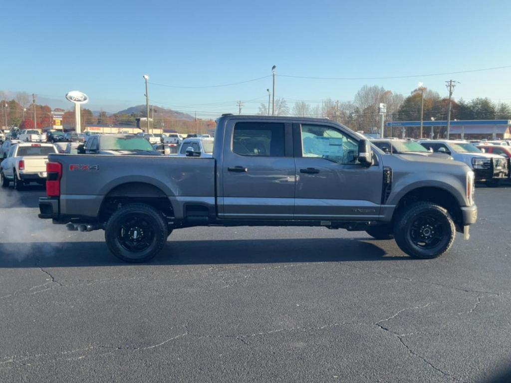 new 2024 Ford F-250 car, priced at $65,165