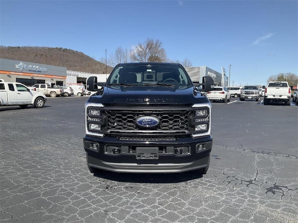 new 2025 Ford F-250 car, priced at $69,660