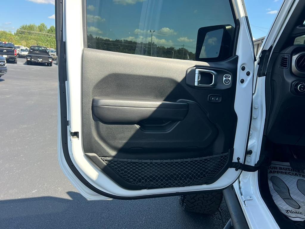 used 2020 Jeep Gladiator car, priced at $33,455