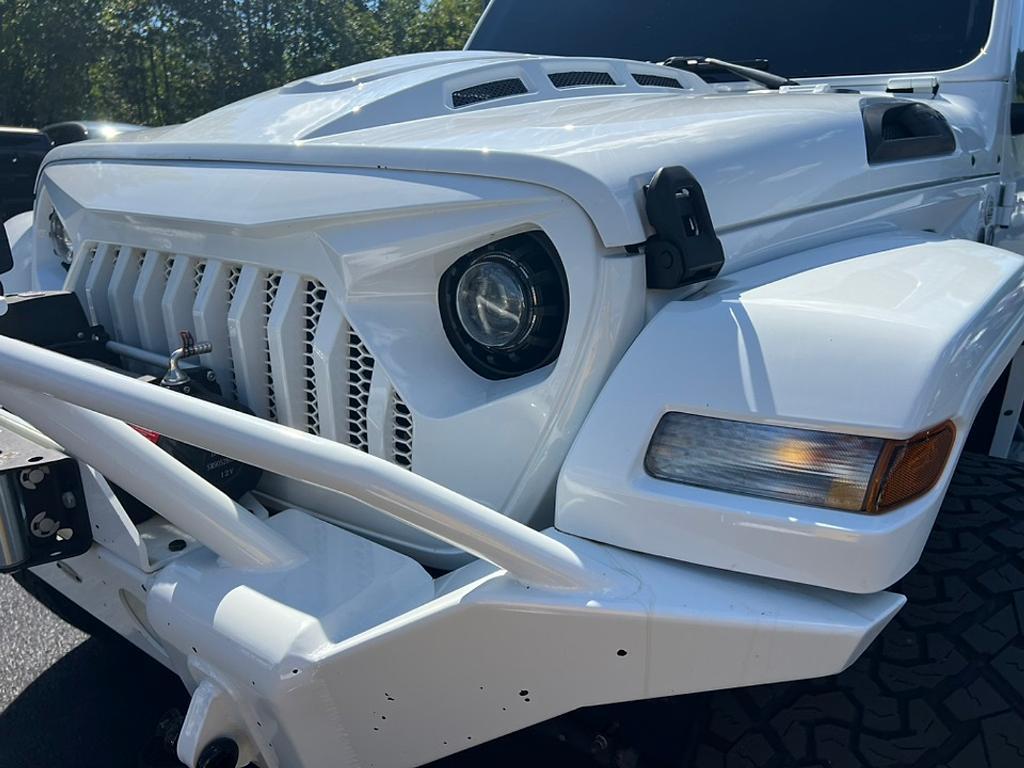 used 2020 Jeep Gladiator car, priced at $33,455