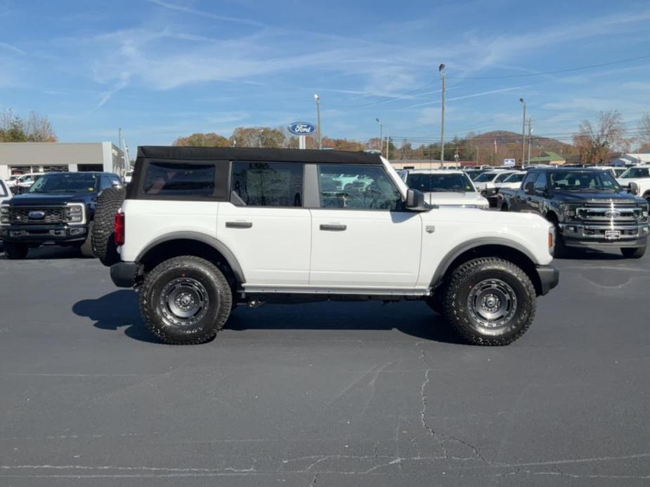 new 2024 Ford Bronco car, priced at $44,165