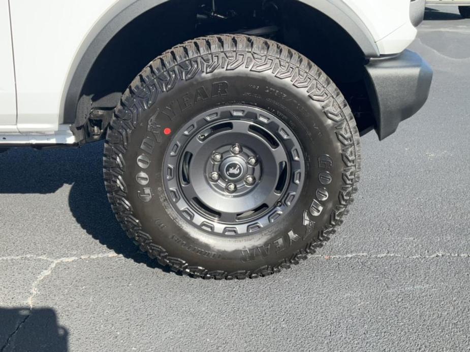 new 2024 Ford Bronco car, priced at $44,165