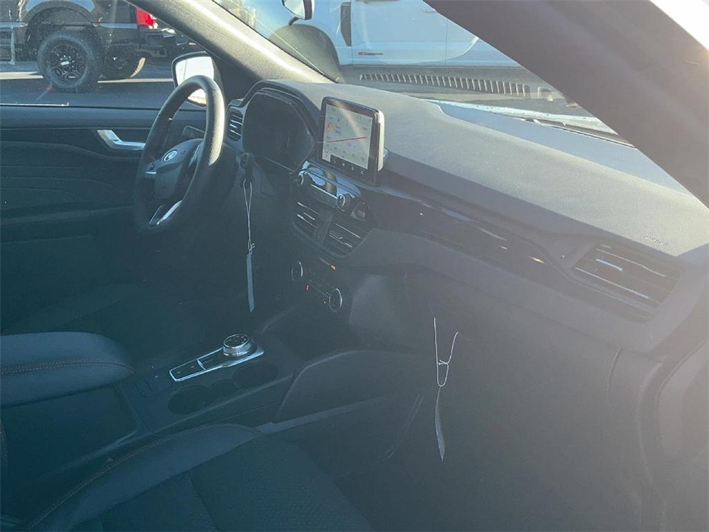 new 2025 Ford Escape car, priced at $28,570