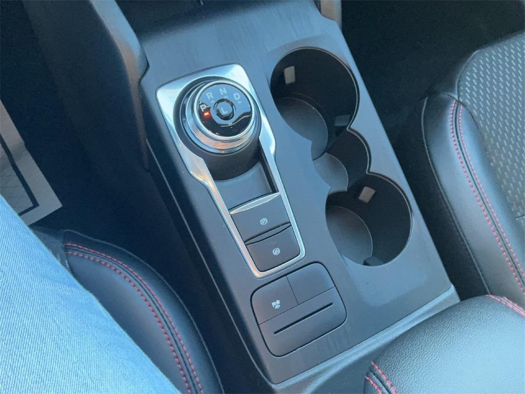 new 2025 Ford Escape car, priced at $33,502
