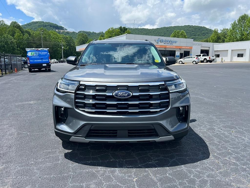 used 2025 Ford Explorer car, priced at $39,999