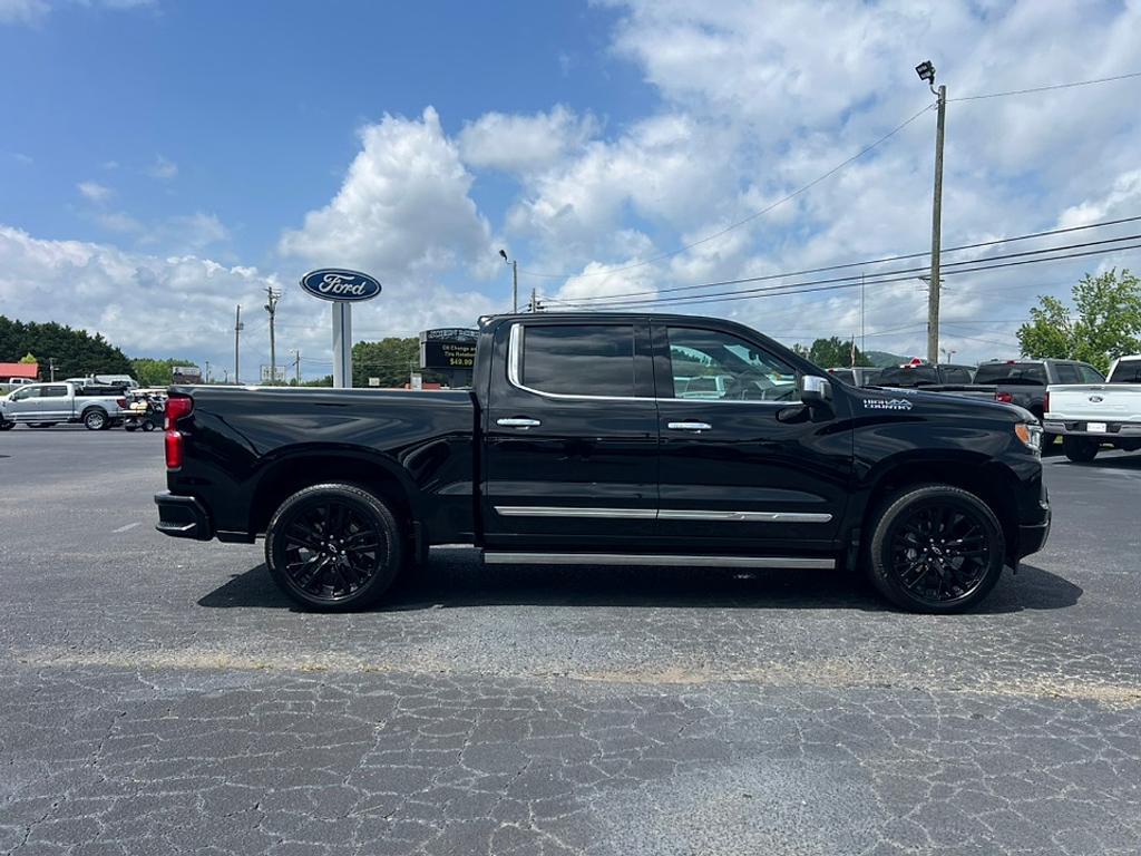 used 2025 Chevrolet Silverado 1500 car, priced at $64,999