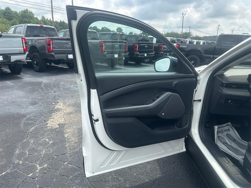 new 2025 Ford Mustang Mach-E car, priced at $38,760