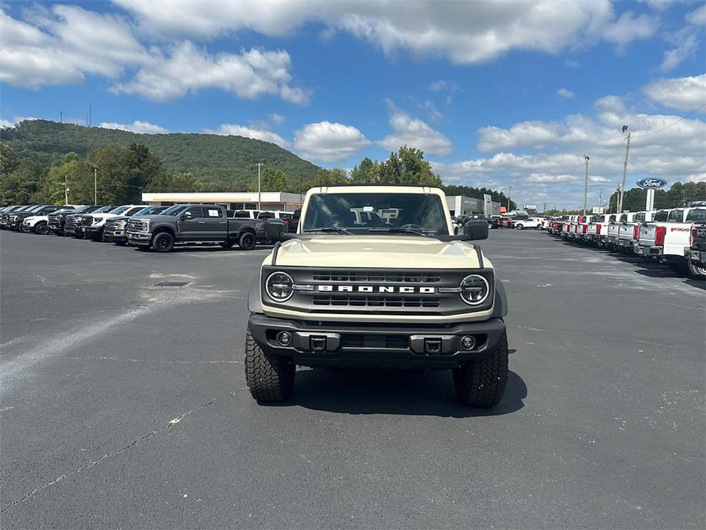 new 2025 Ford Bronco car, priced at $47,330