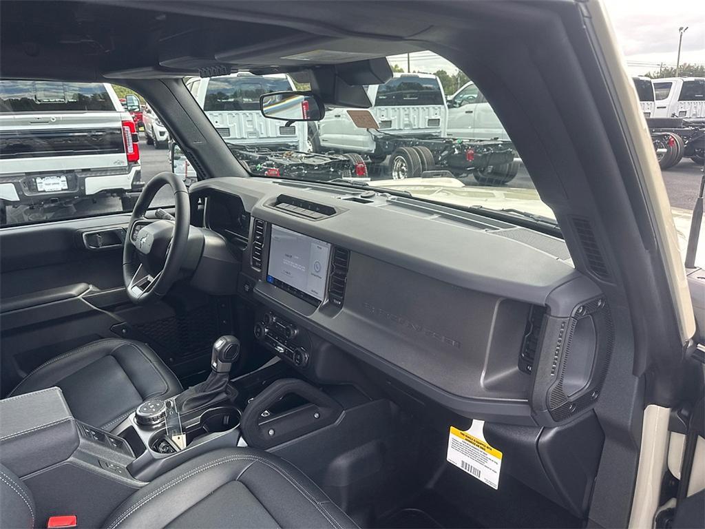 new 2025 Ford Bronco car, priced at $47,330
