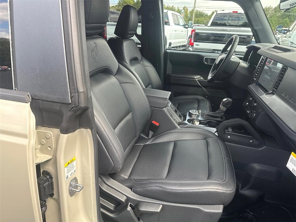 new 2025 Ford Bronco car, priced at $47,330