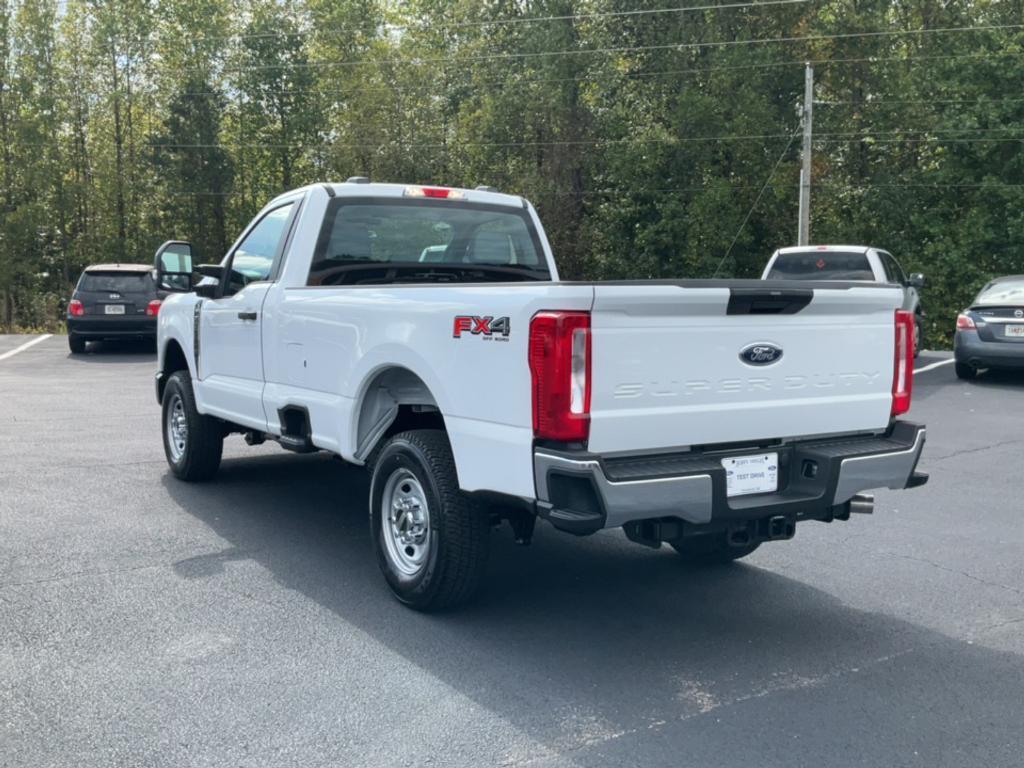 new 2024 Ford F-250 car, priced at $44,680