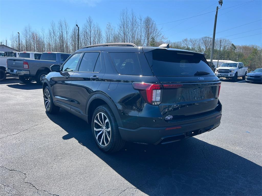 new 2025 Ford Explorer car, priced at $43,748