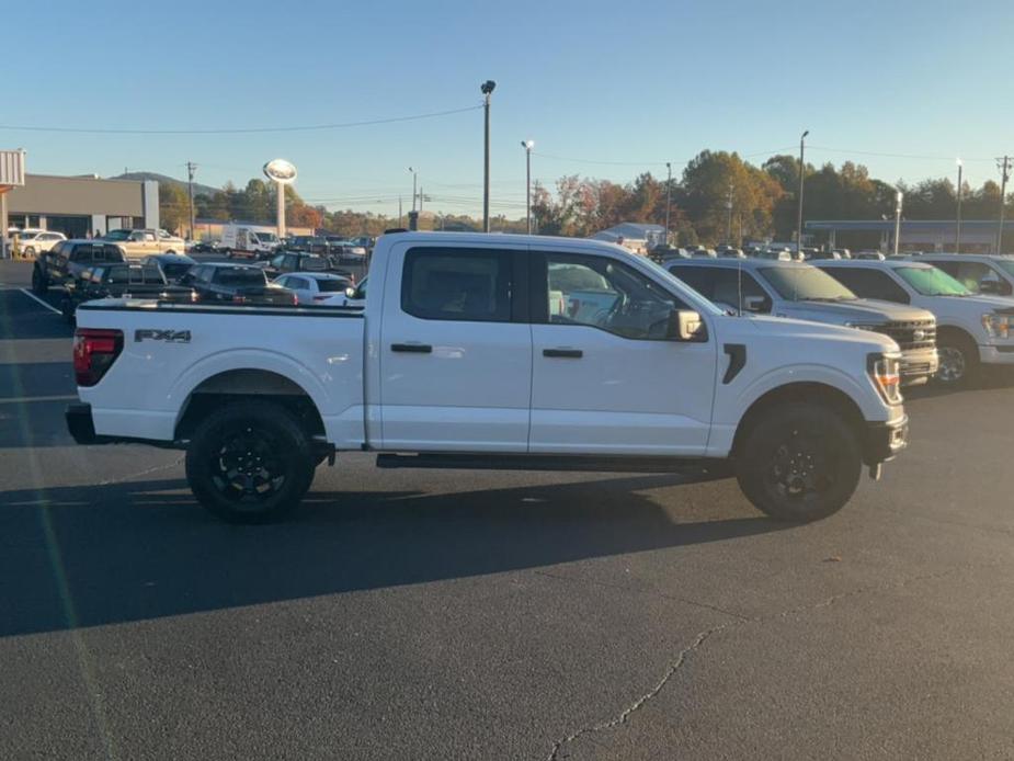 new 2024 Ford F-150 car, priced at $44,175