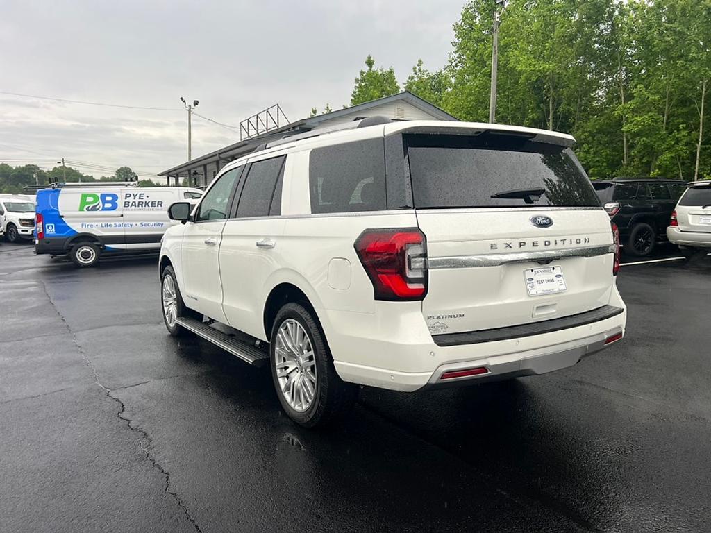 used 2024 Ford Expedition car, priced at $67,259