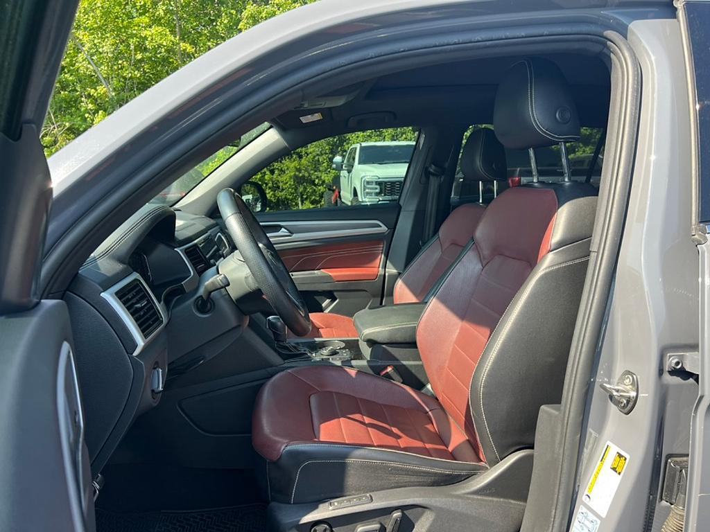 used 2022 Volkswagen Atlas Cross Sport car, priced at $29,211