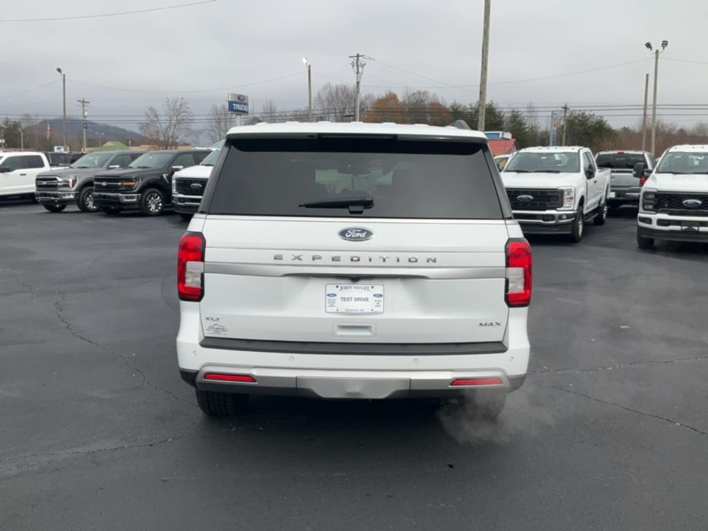 used 2022 Ford Expedition Max car, priced at $41,021