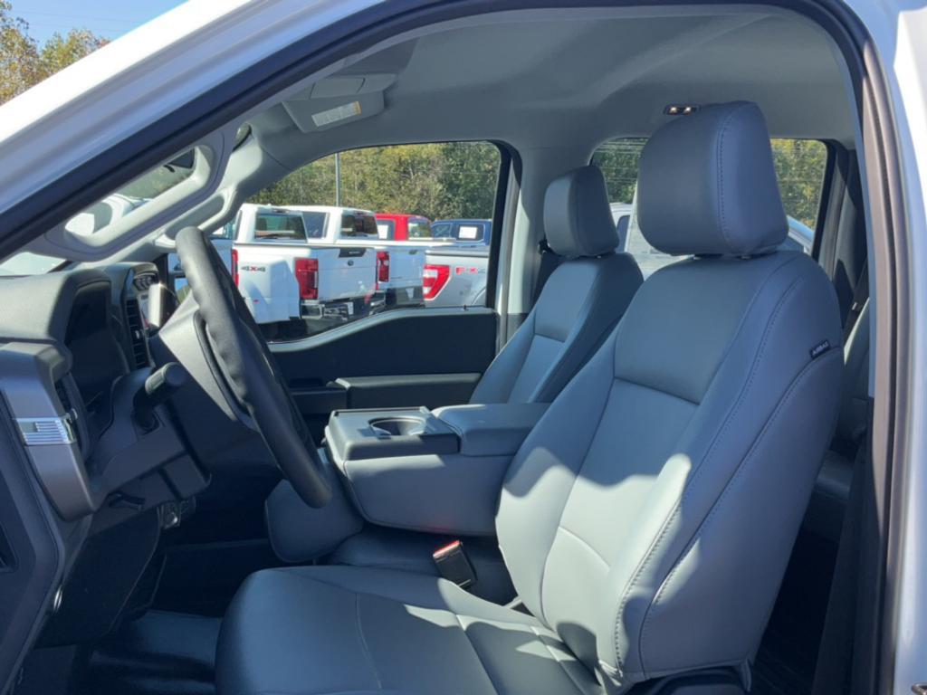 new 2024 Ford F-150 car, priced at $42,990