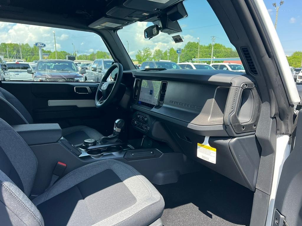 new 2025 Ford Bronco car, priced at $37,345