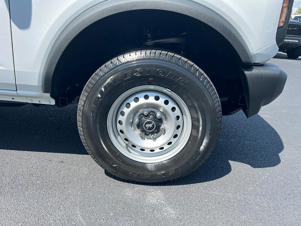 new 2025 Ford Bronco car, priced at $37,345
