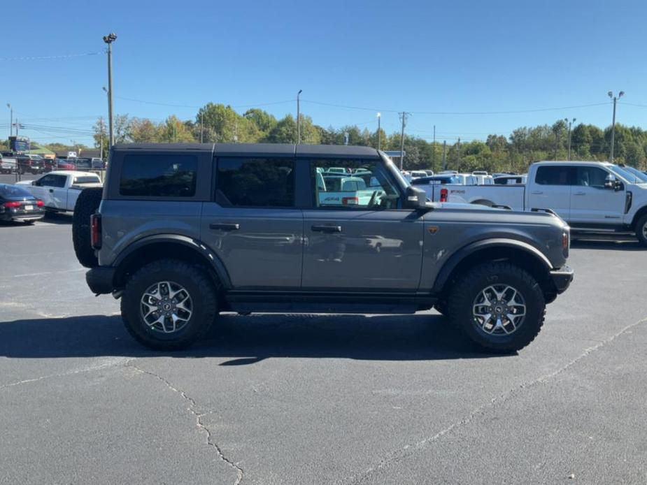 new 2024 Ford Bronco car, priced at $54,035