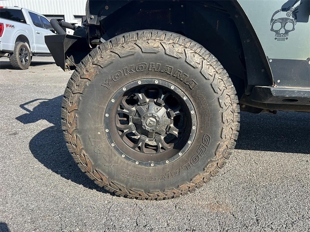 used 2014 Jeep Wrangler Unlimited car, priced at $14,555