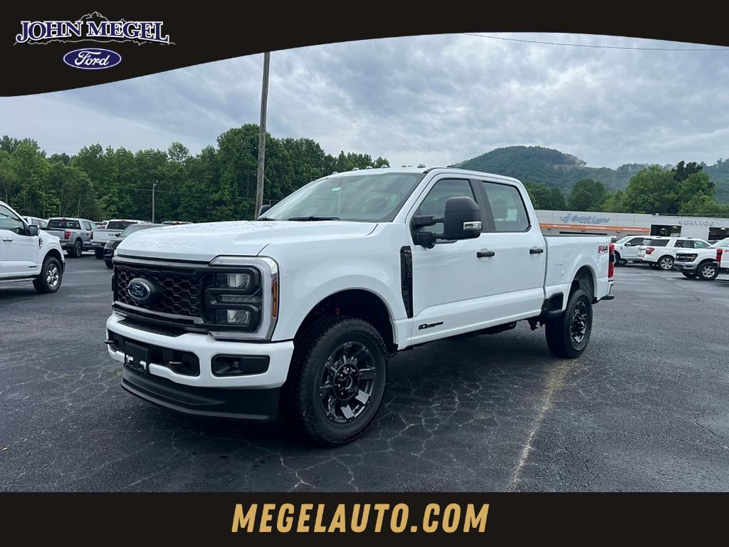 new 2025 Ford F-250 car, priced at $66,370