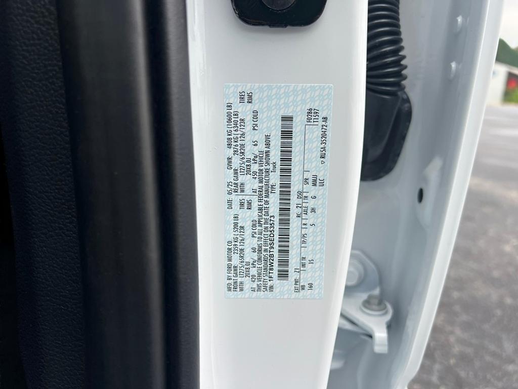 new 2025 Ford F-250 car, priced at $65,870