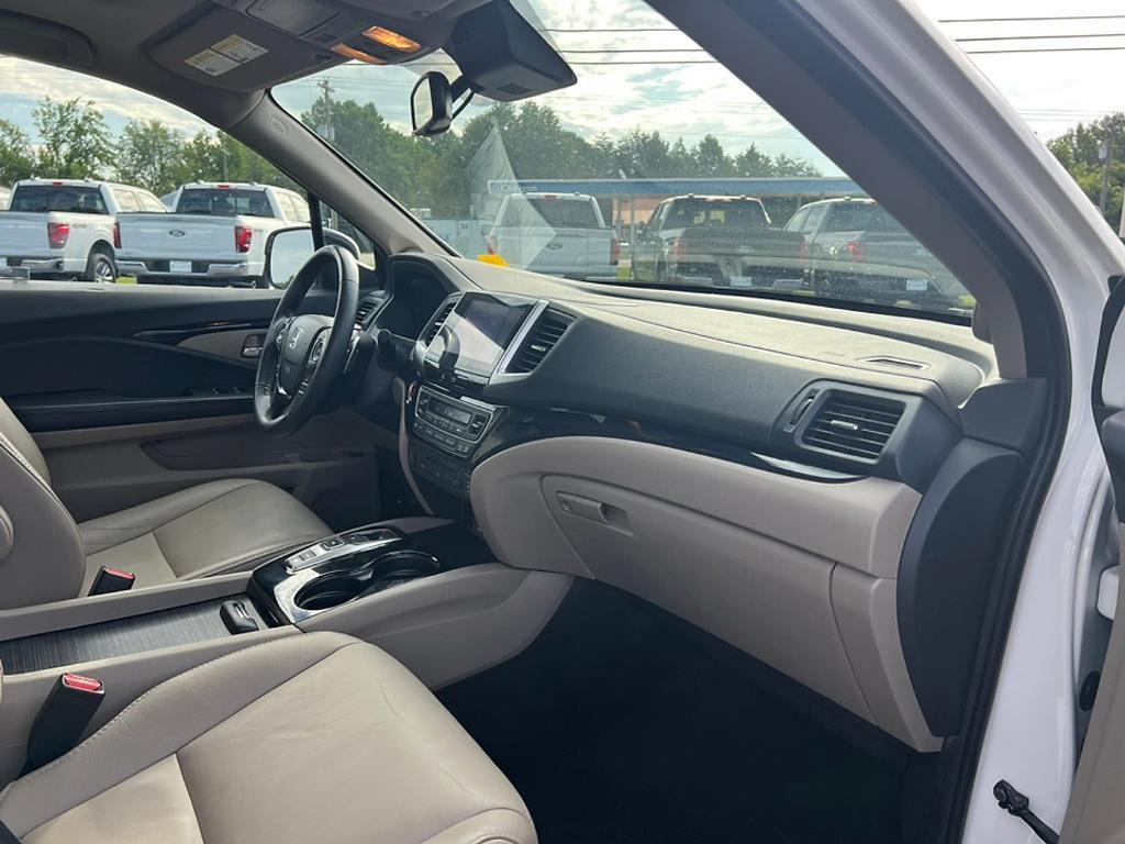 used 2017 Honda Pilot car, priced at $16,643