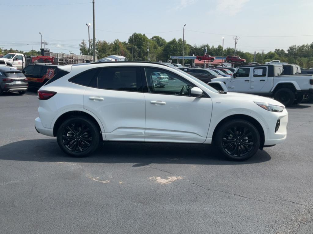 new 2024 Ford Escape car, priced at $35,650