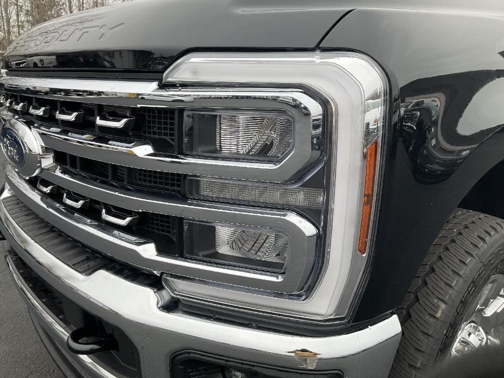 new 2025 Ford F-250 car, priced at $81,415