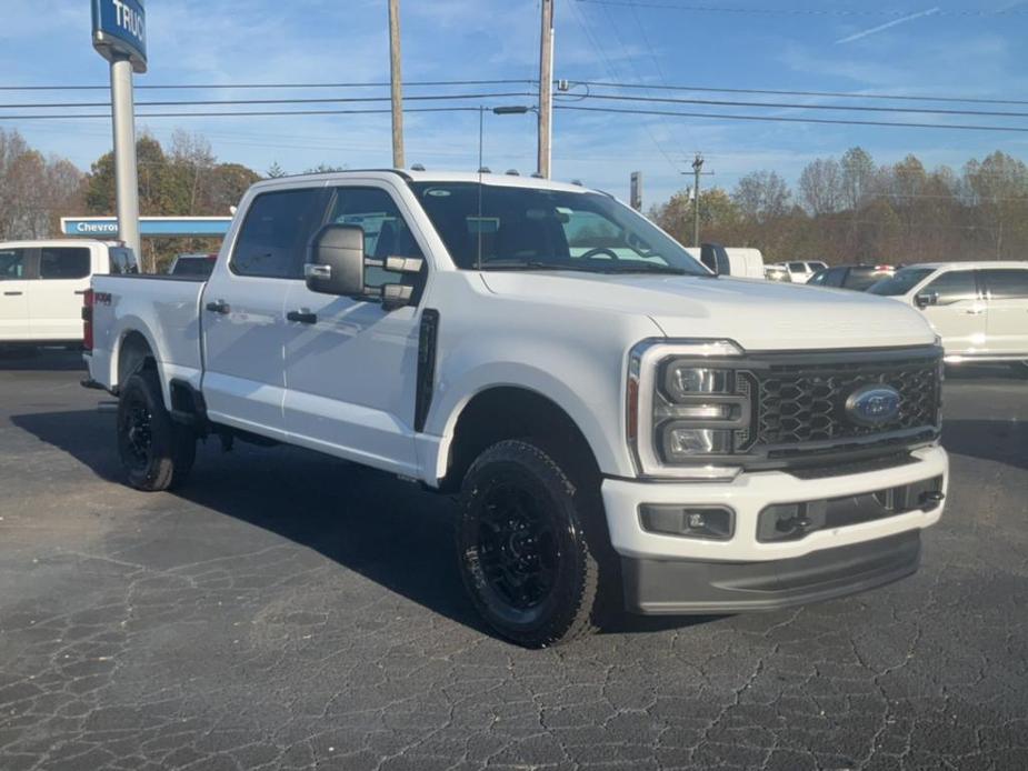 new 2024 Ford F-250 car, priced at $55,245