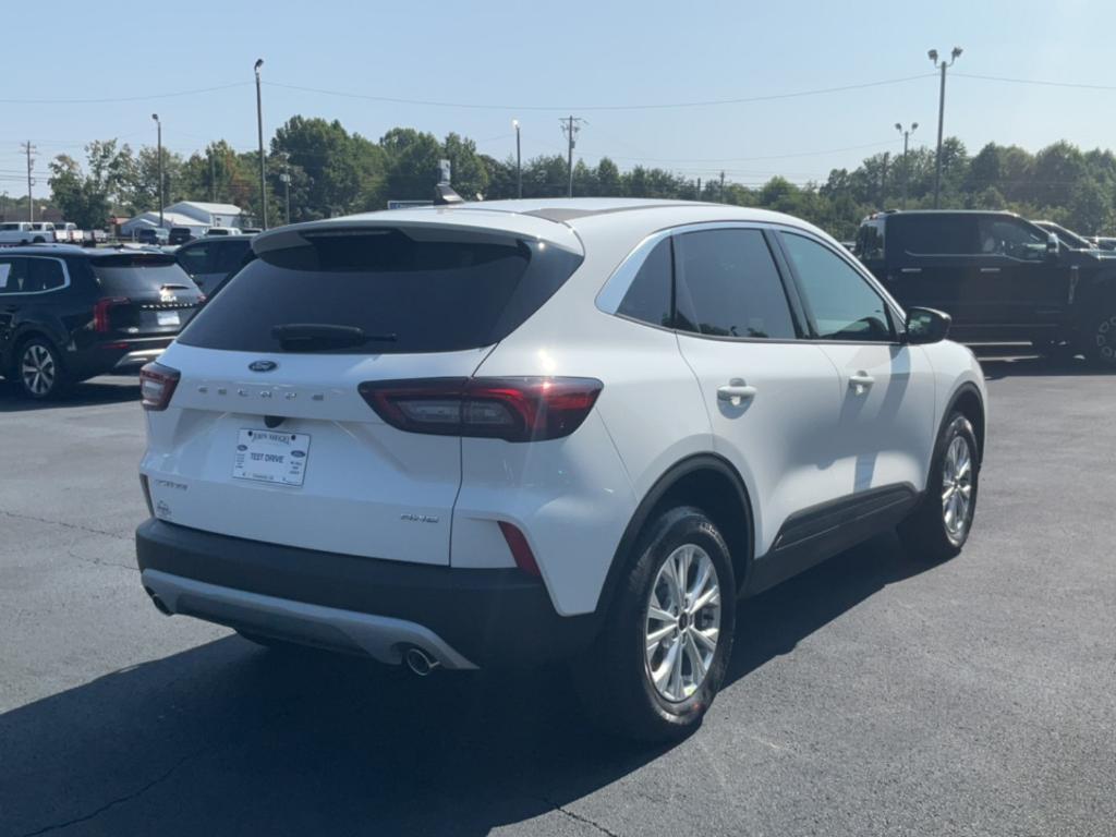 new 2024 Ford Escape car, priced at $29,155