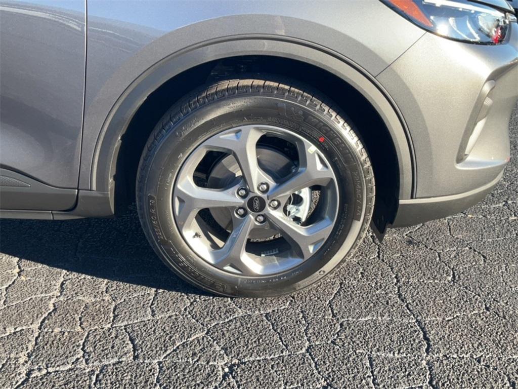 new 2025 Ford Escape car, priced at $30,777