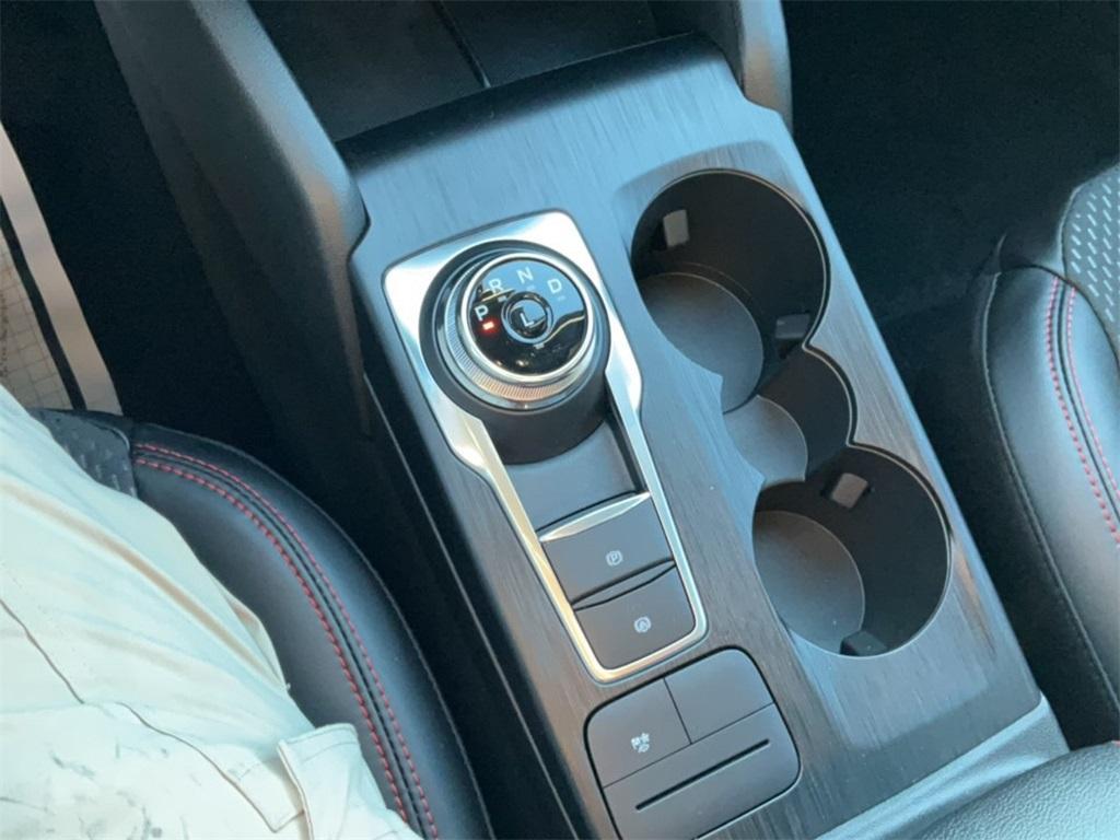 new 2025 Ford Escape car, priced at $30,777