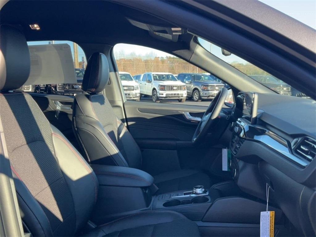 new 2025 Ford Escape car, priced at $30,777
