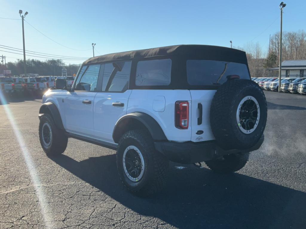 new 2024 Ford Bronco car, priced at $54,020