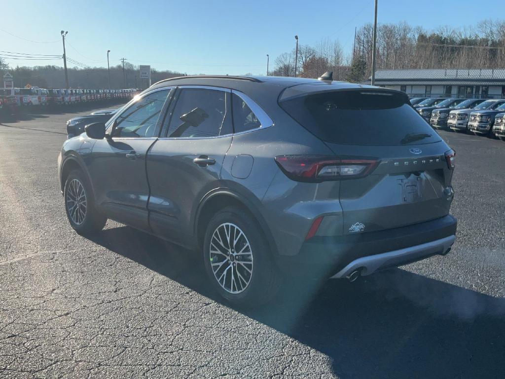 new 2025 Ford Escape car, priced at $40,650