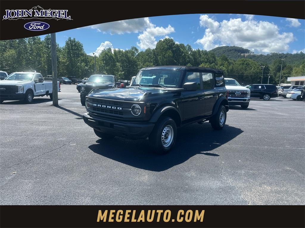 new 2025 Ford Bronco car, priced at $35,885