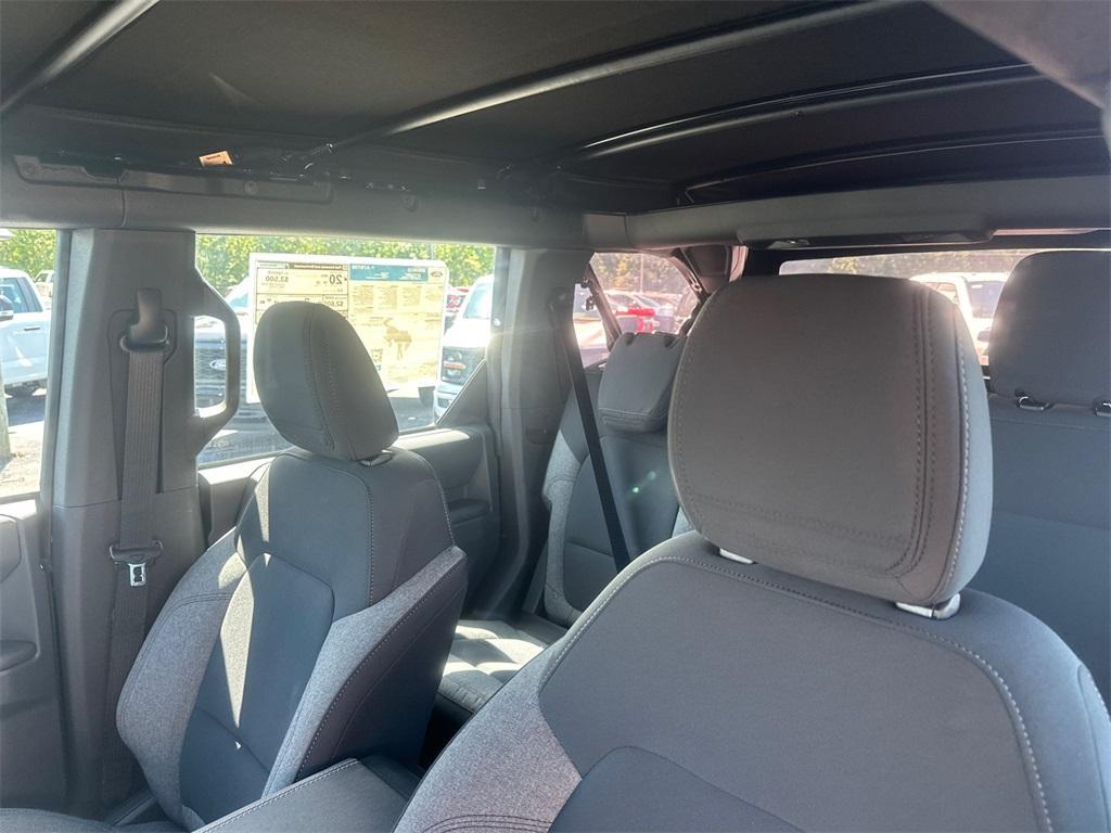 new 2025 Ford Bronco car, priced at $35,885