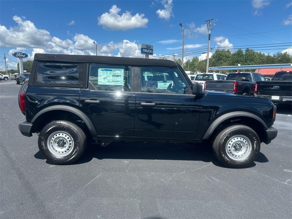 new 2025 Ford Bronco car, priced at $35,885
