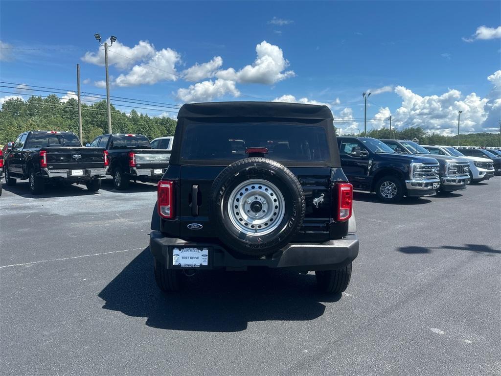 new 2025 Ford Bronco car, priced at $35,885