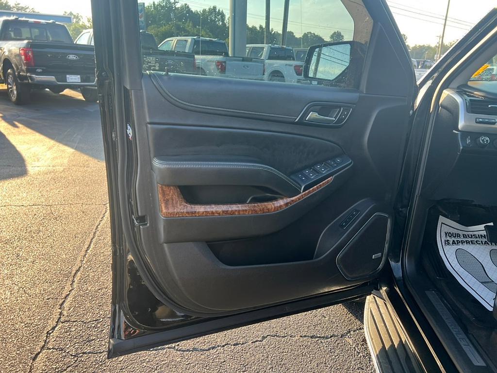 used 2016 Chevrolet Suburban car, priced at $20,994