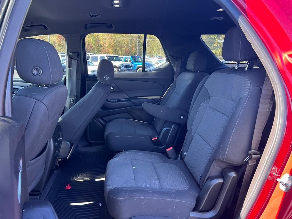 used 2022 Chevrolet Traverse car, priced at $22,544