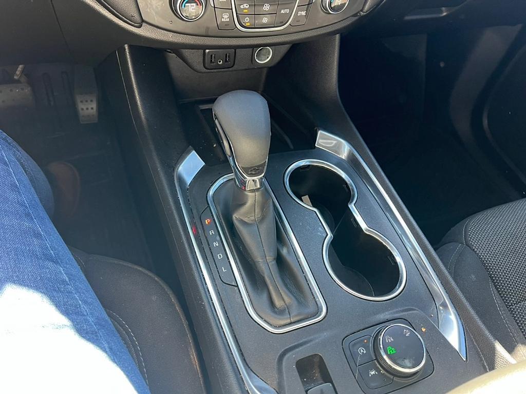 used 2022 Chevrolet Traverse car, priced at $22,544