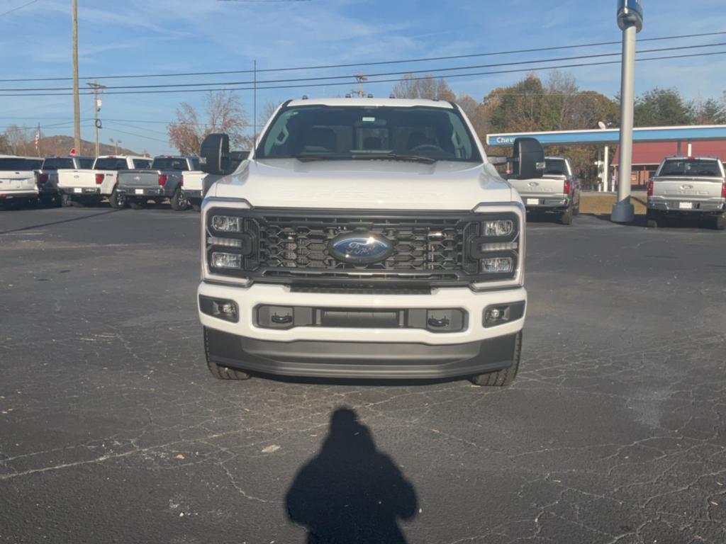 new 2024 Ford F-250 car, priced at $59,245