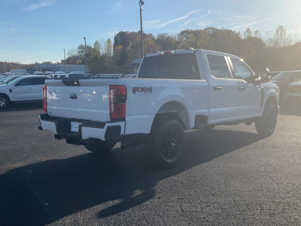 new 2024 Ford F-250 car, priced at $60,245